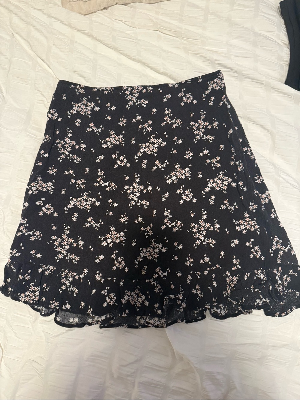 Abercrombie & Fitch Black Floral Ruffle Mini Skirt